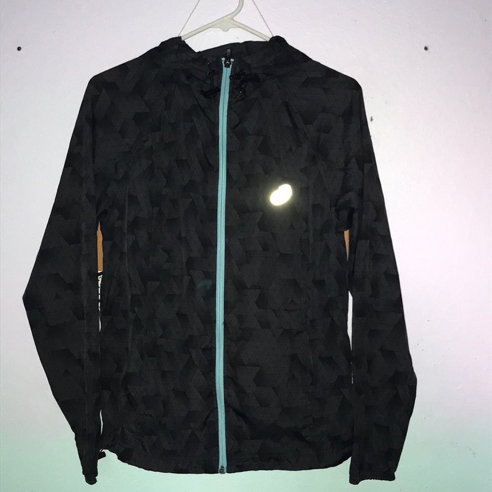 asics windbreaker